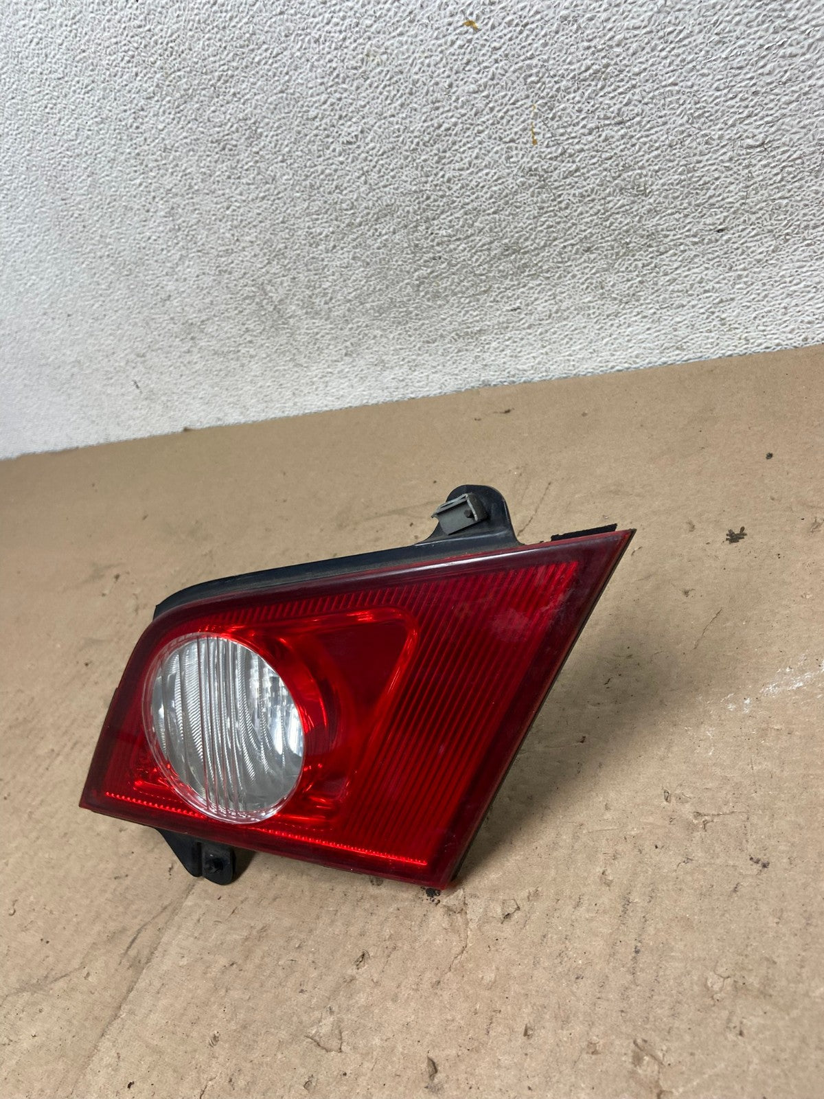2006 2007 Infiniti M35 M35X M45 Right Passenger RH Inner Tail Light Oe AG4889 LK2