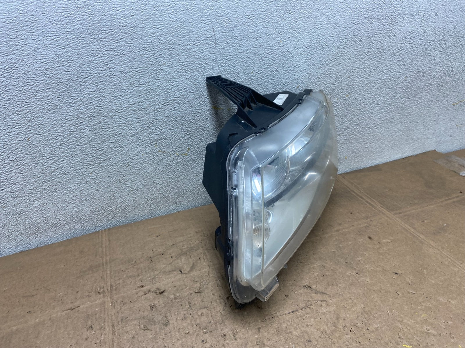 2011 to 2013 Jeep Grand Cherokee Halogen Left Driver Lh Headlight Y6925 DW2