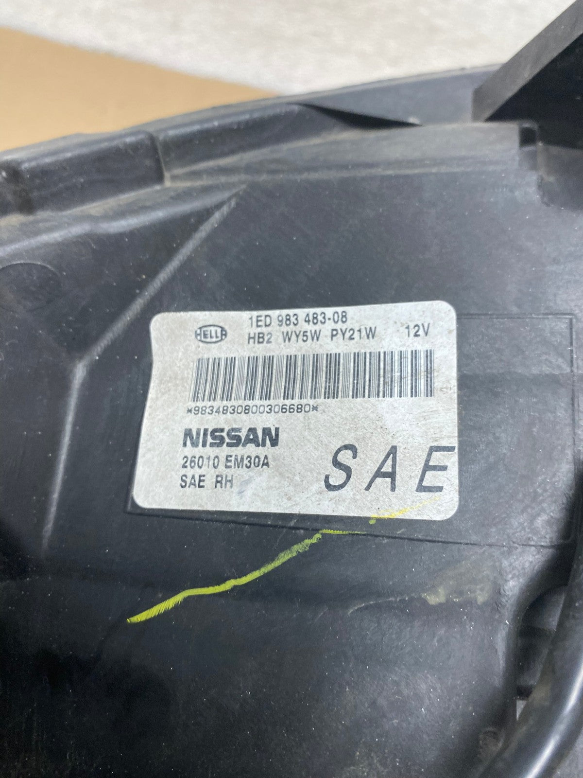 2008 to 2012 Nissan Versa Headlight Right Passenger Rh Side AF4359 LK10