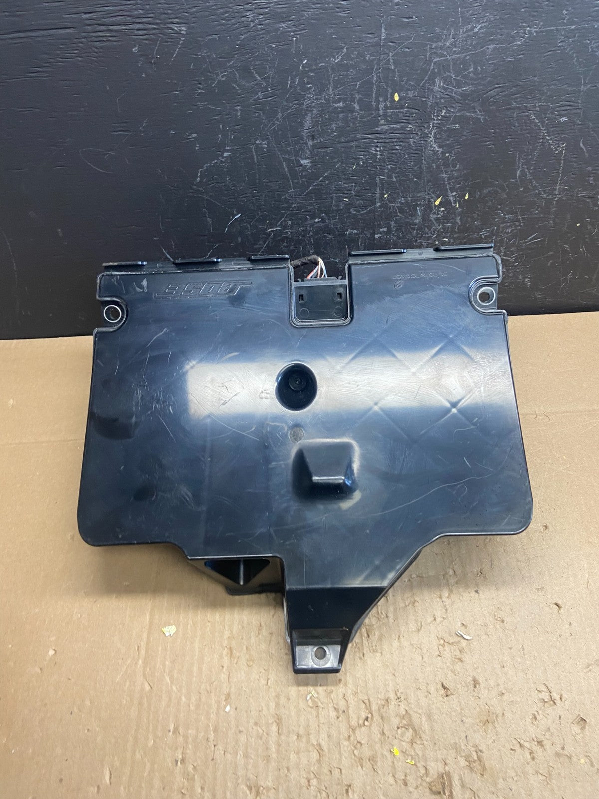 2004-2008 Maserati Quattroporte Subwoofer Speaker 67071100 AB96674