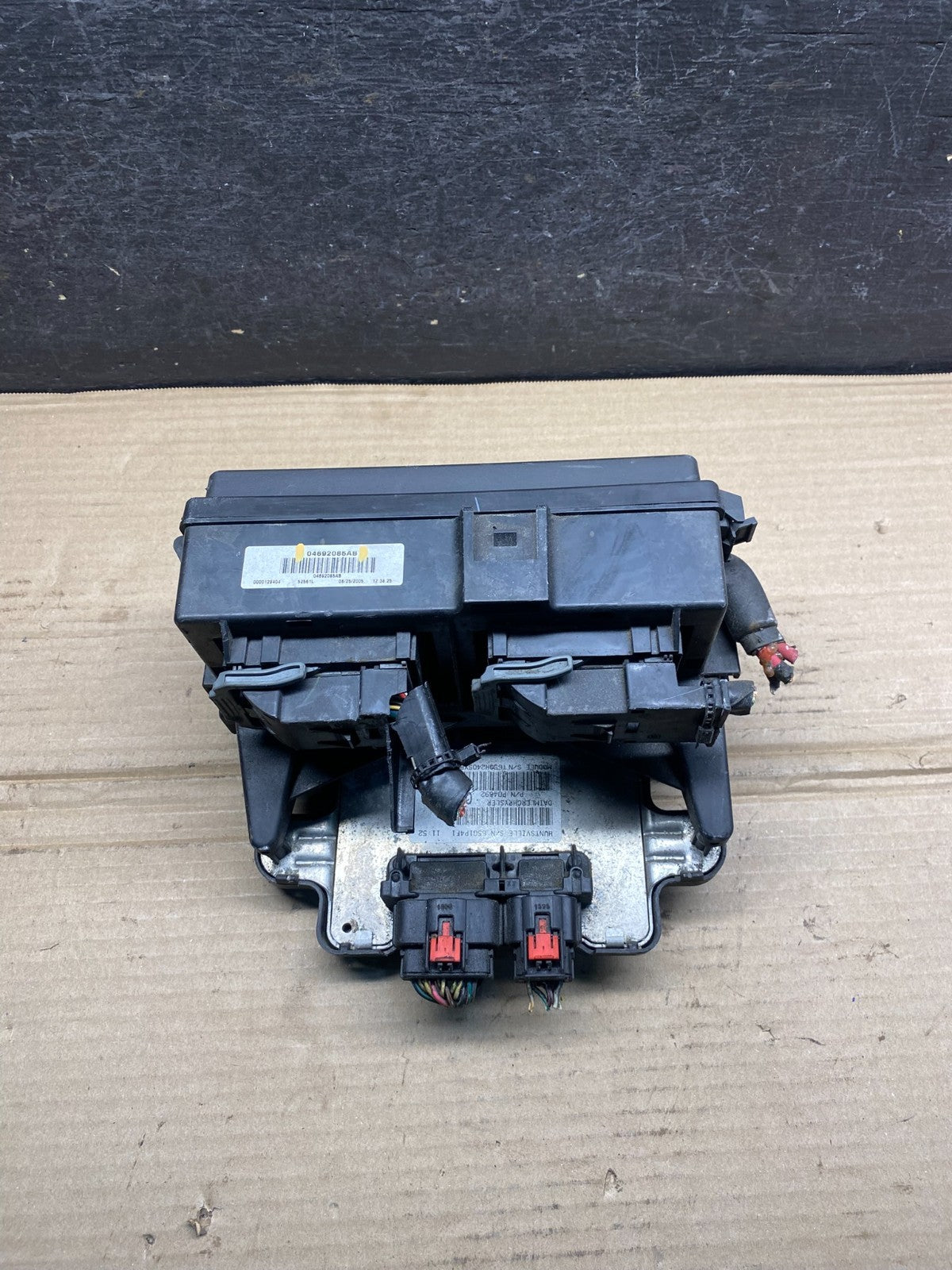 2005 2006 Jeep Grand Cherokee Fuse Box Multi-Function Relay Module AH9640 DW0