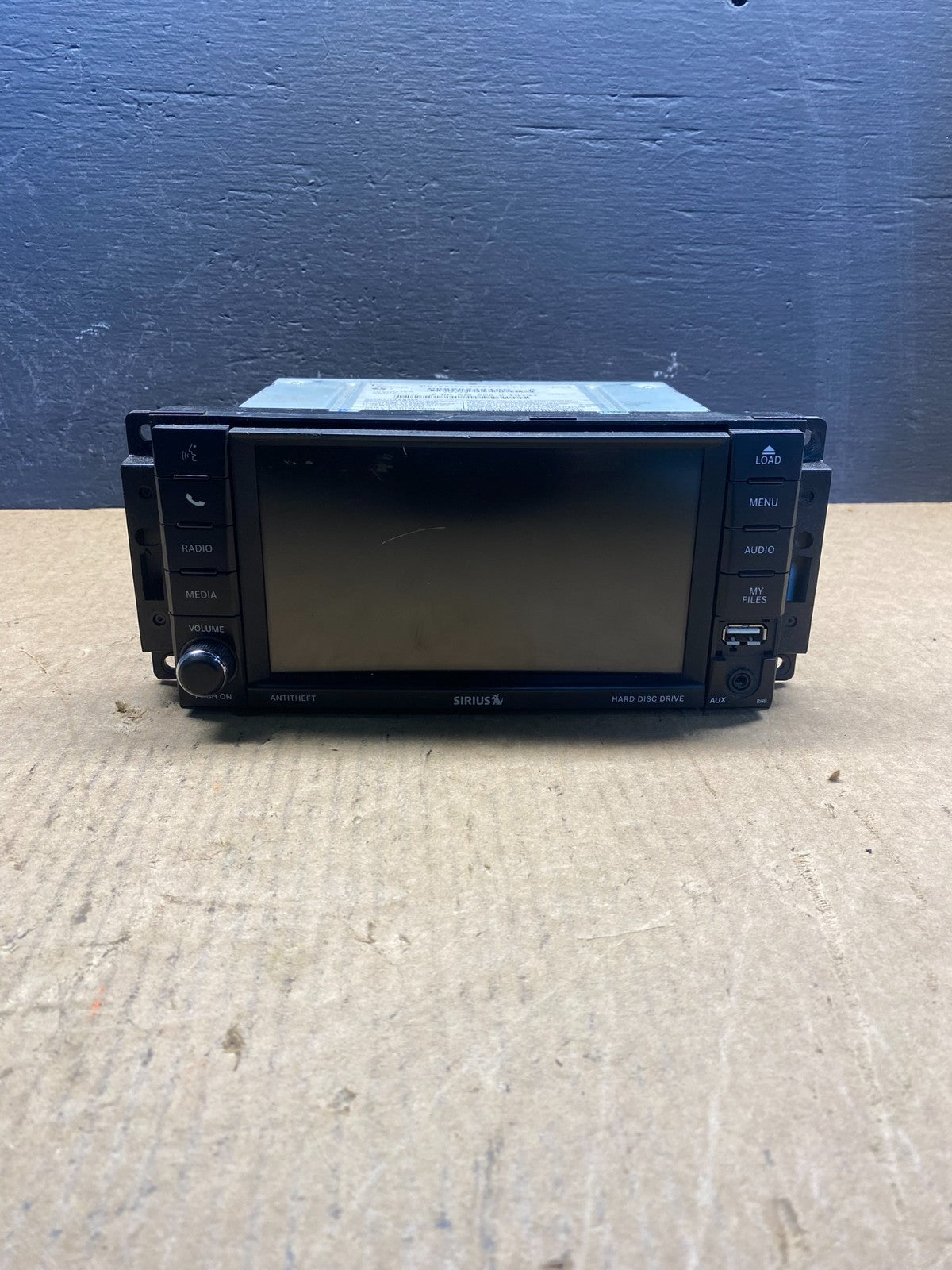 2012 to 2020 Dodge Chrysler Caravan AM FM Radio Screen Display ac7110 DG0
