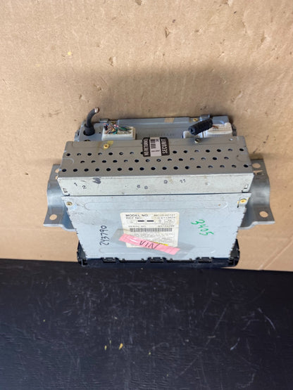2003 to 2006 Toyota Tundra Sequoia AM/FM OEM Radio CD Player AB9317 DG3