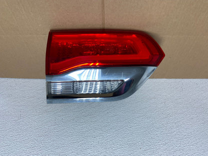 2014 - 2018 Jeep Grand Cherokee Left Driver Inner Tail Light Oem AB8016 LK0