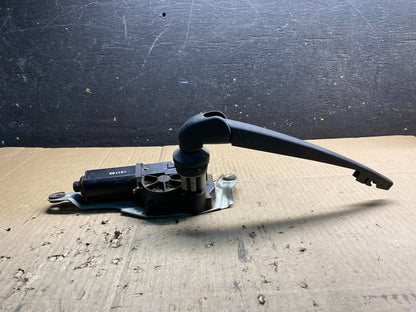 2003-2008 Infiniti FX35 Rear Liftgate Back Window Wiper Motor OEM AB0389 DG3