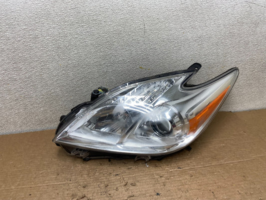 2010 - 2011 Toyota Prius Left Driver Side Halogen Headlight OEM Z3709 PS0