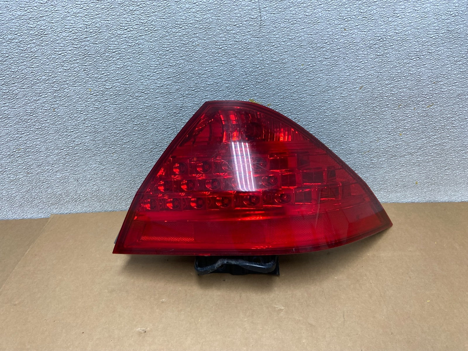 2006 - 2007 Honda Accord Right Passenger Side Tail light Oem Z6553 DW0