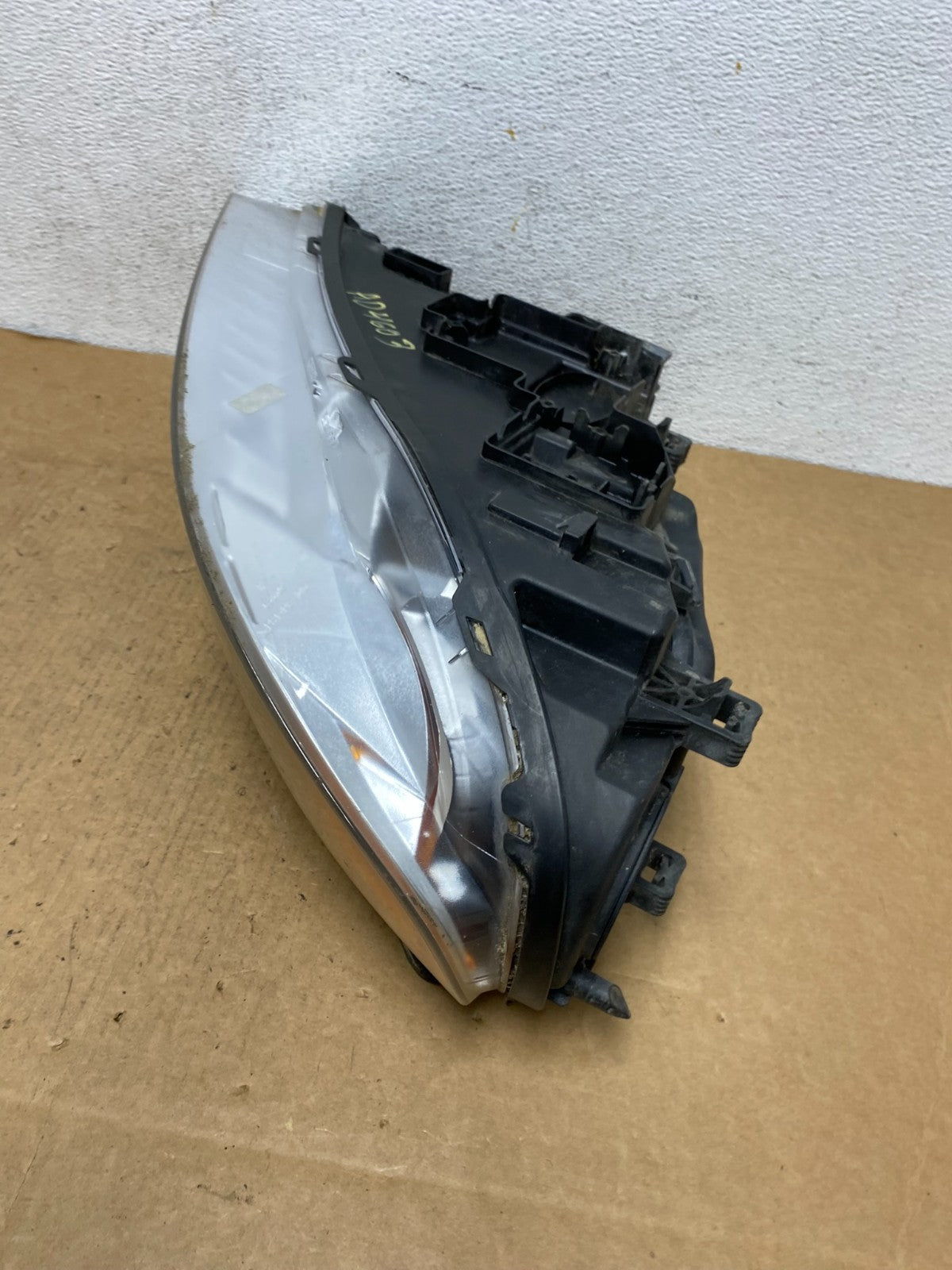 2008 to 2013 Volvo XC70 V70 S80 Right Passenger Side Halogen Headlight AD4603 DW4