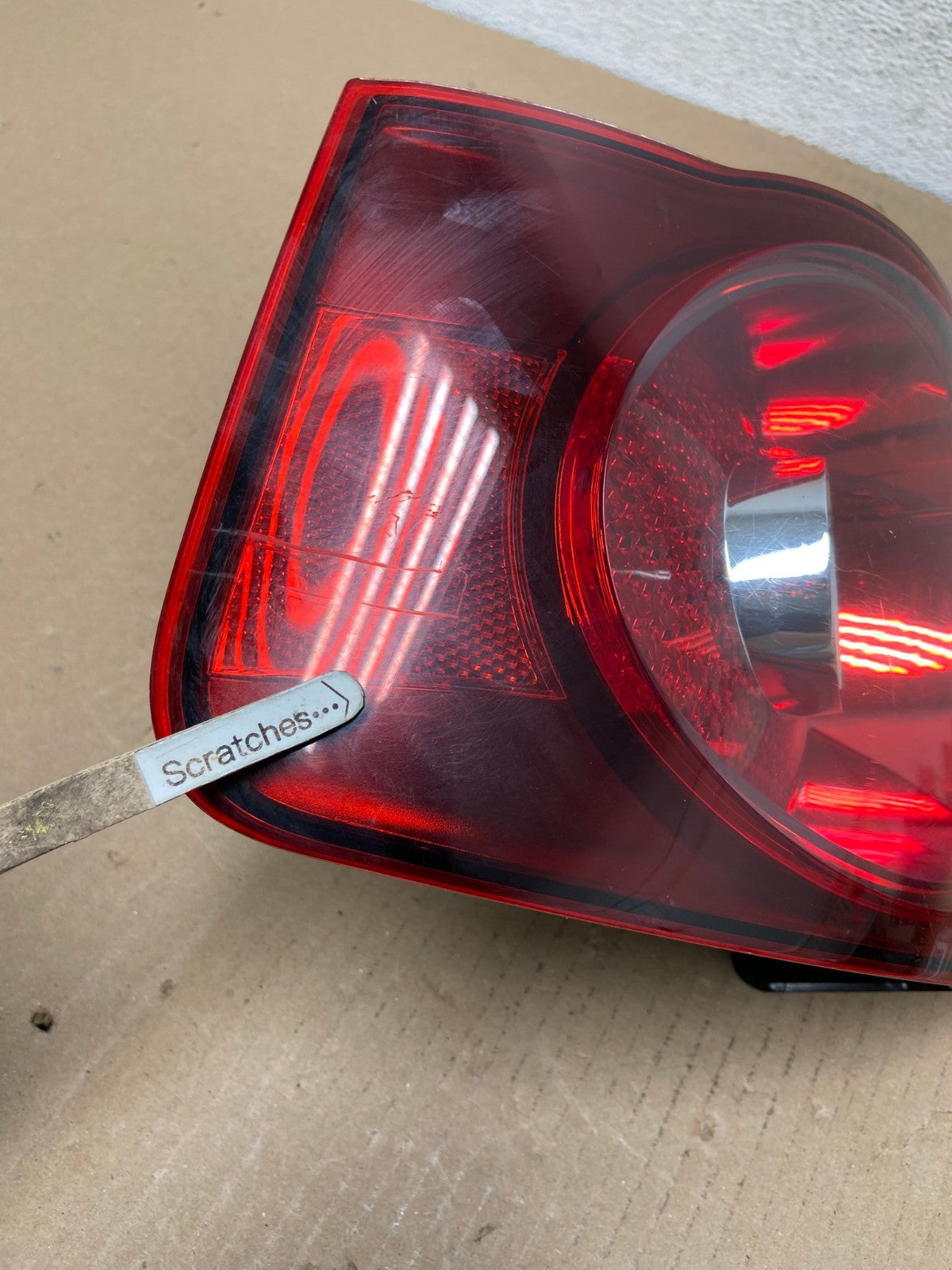 2008 2009 2010 Volkswagen Jetta Right Passenger RH Side Tail Light AF3095 LK3