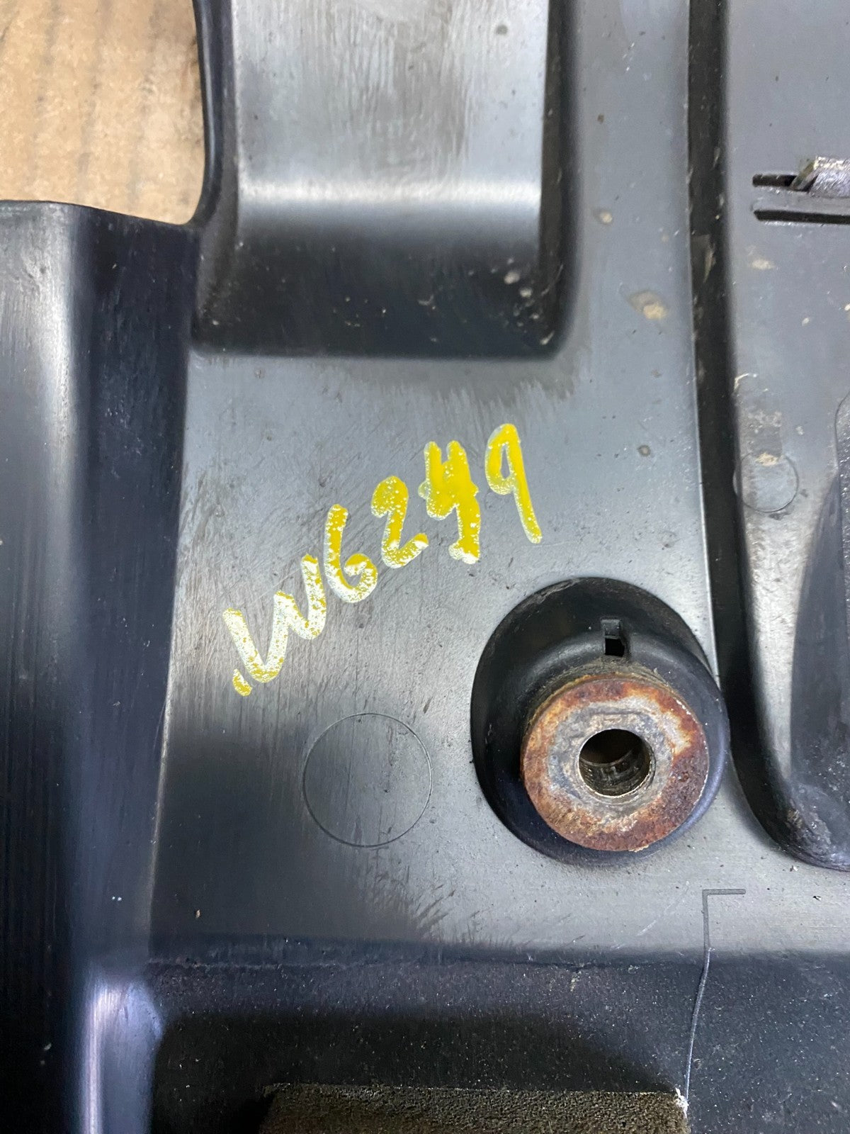 2008 Nissan Maxima 3.5L Engine Cover OEM w6249 DG9
