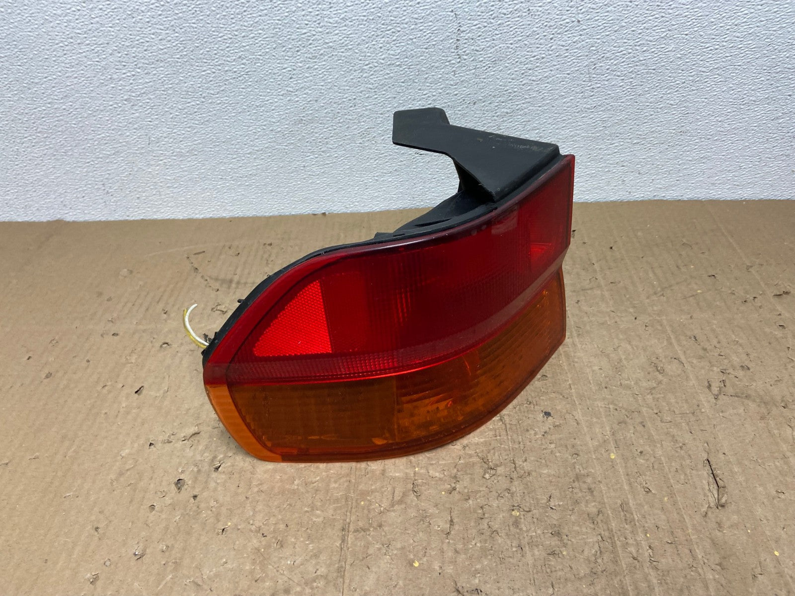 1999 2000 2001 Honda Odyssey Left Driver LH Side Tail Light OEM AC0054 LK2