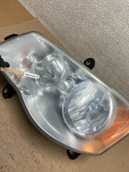 2008 to 2016 Chrysler Town and Country Left Driver Lh Side Headlight Z4011 DW5