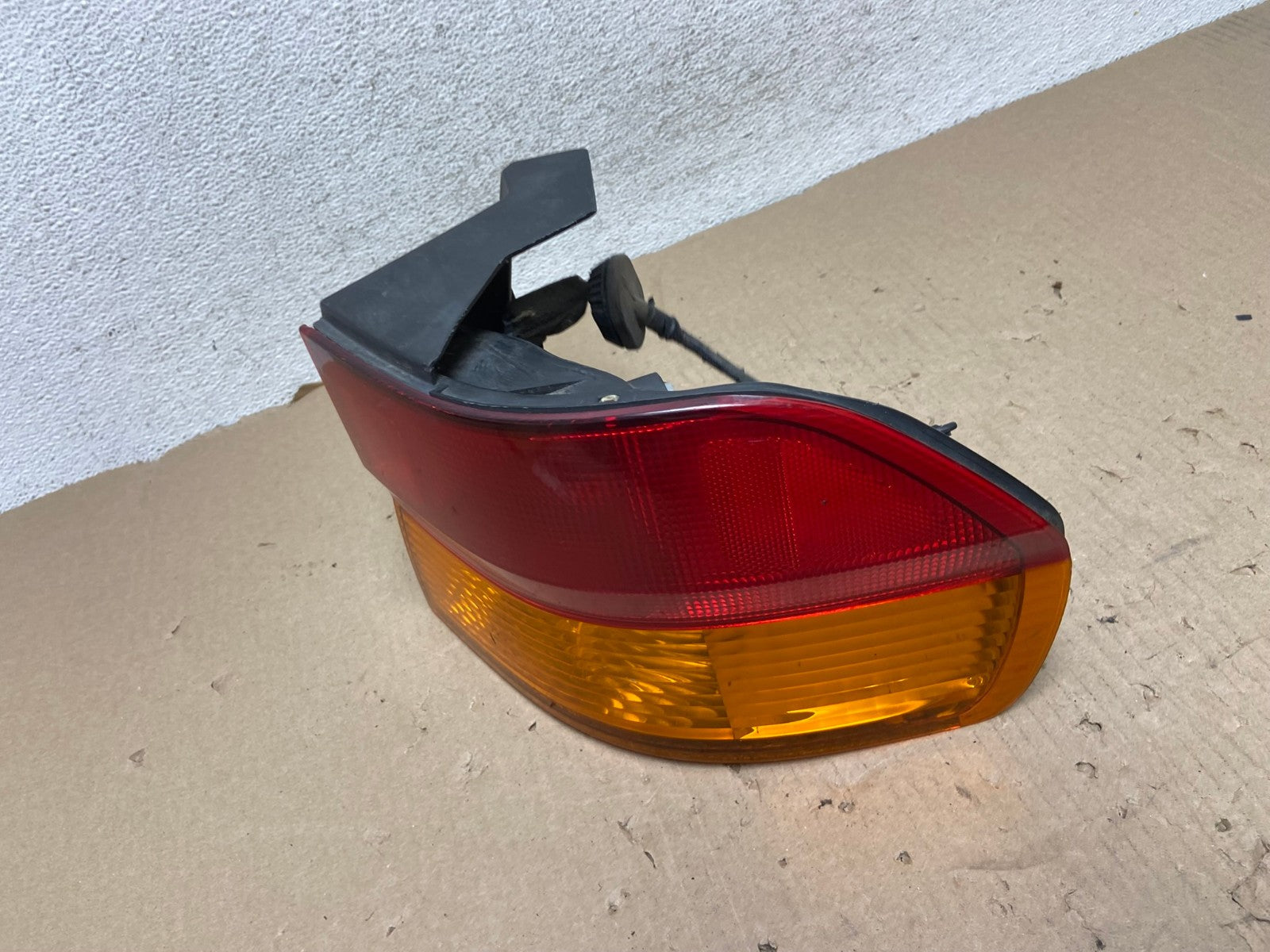 2002 2003 2004 Honda Odyssey Right Passenger Side Tail Light AG6943 LK1