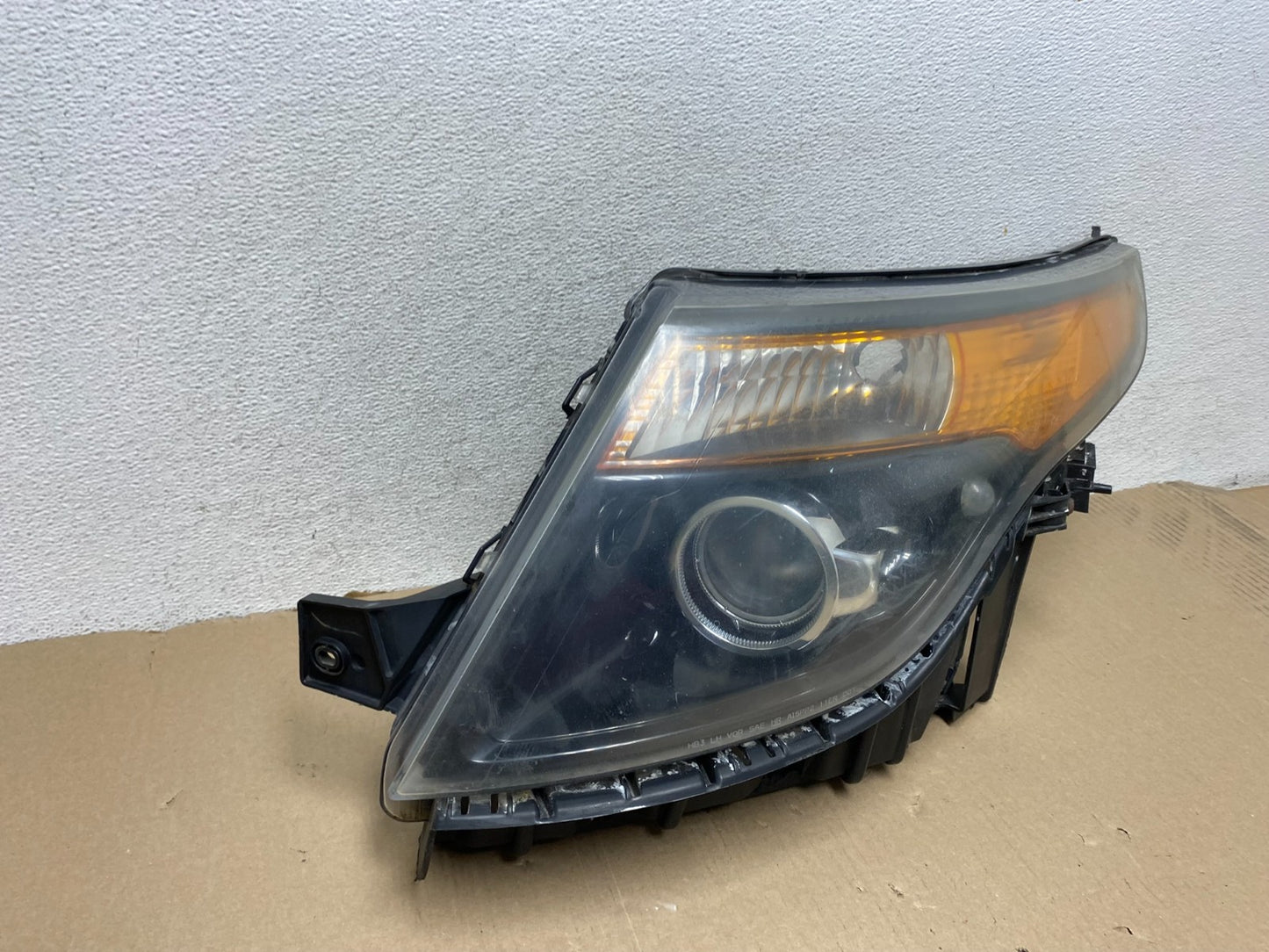 2011 to 2015 Ford Explorer Police Left Driver LH Halogen Headlight AG6821 DW2