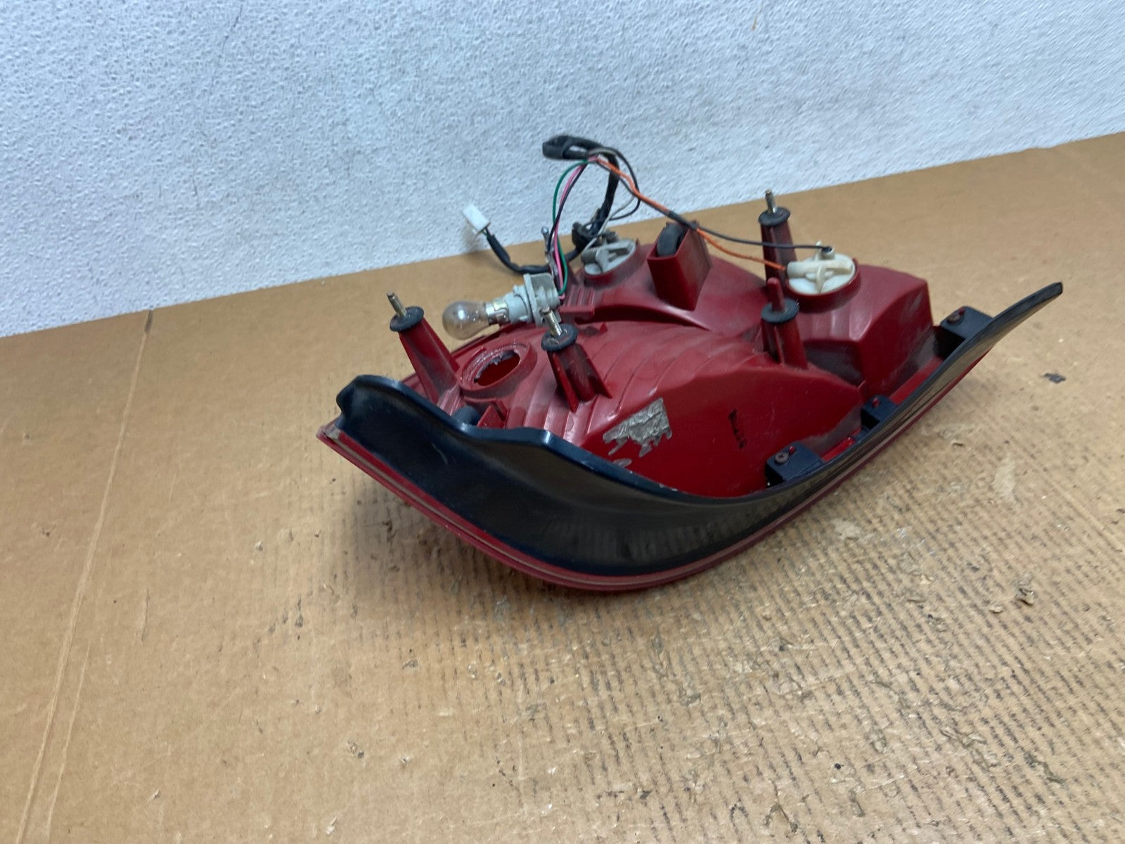 2001-2003 Sedan Hyundai Elantra Left Driver Lh Side Tail Light AE2675 LK5