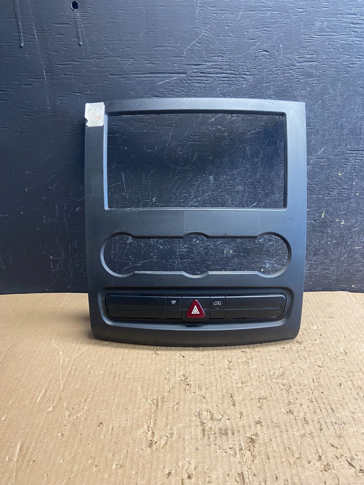 2007-2018 Mercedes Dodge Sprinter Center Console Radio Panel AF1531 DG0
