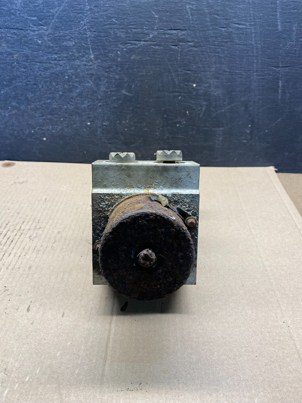 2012-2017 Chevrolet Express GMC Savana ABS Anti Lock Brake Pump ah3194 DG5