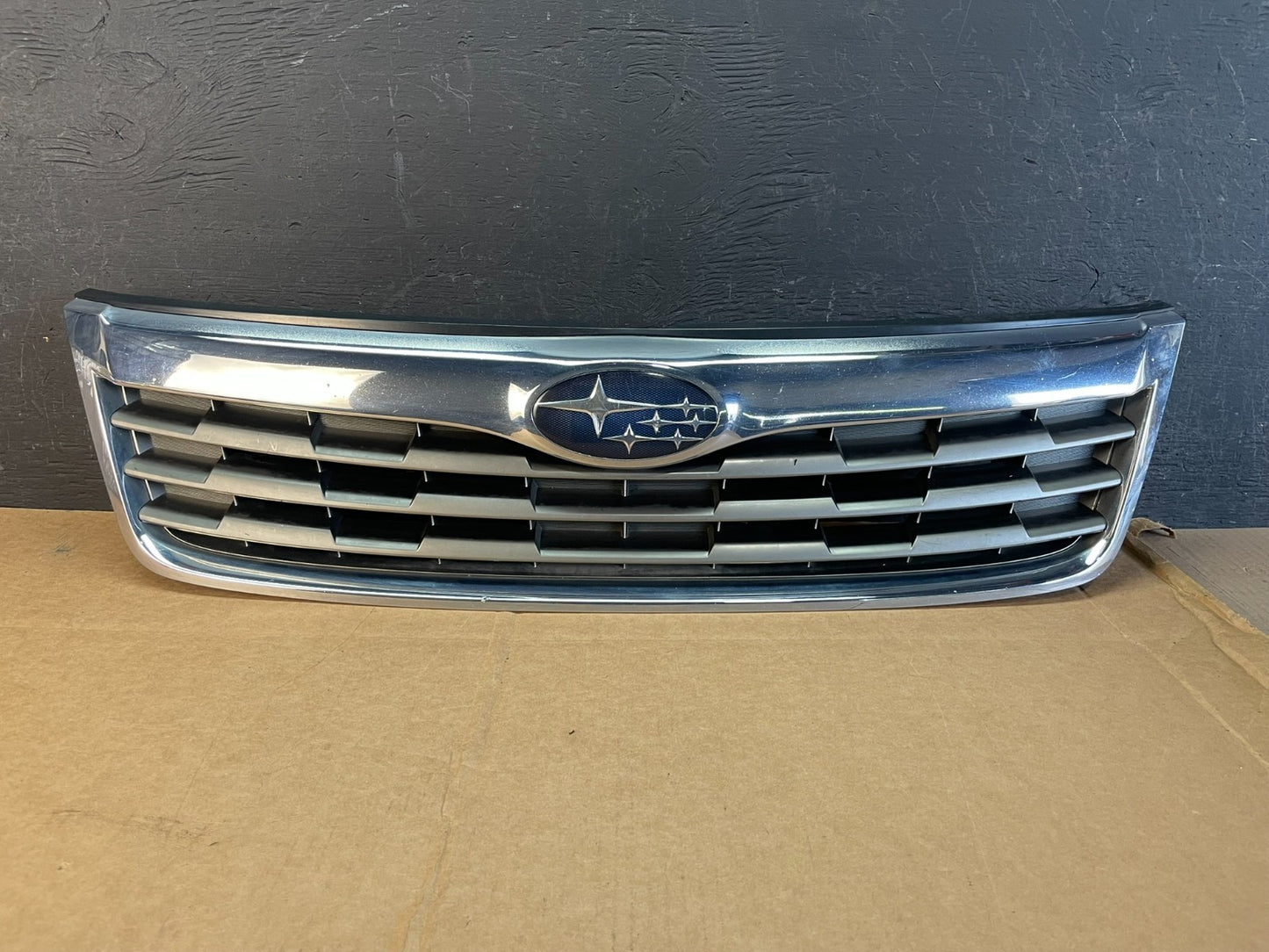 2009 2010 Subaru Forester Front Upper Chrome Grille Grill AE0845 DG0
