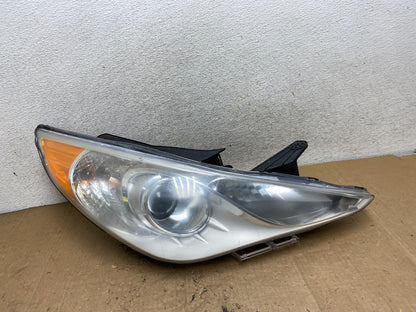 2011 - 2014 Hyundai Sonata Right Passenger Rh Side Headlight Halogen AI9386 LK0