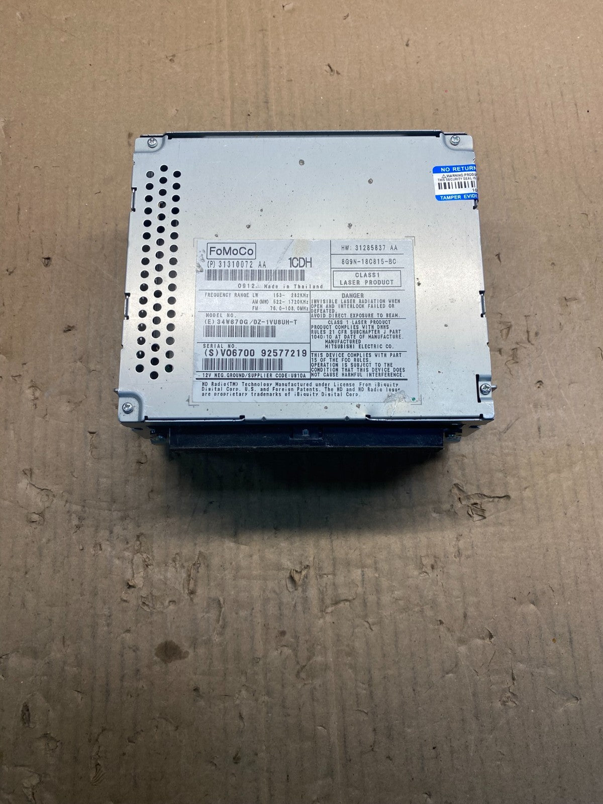 2010 to 2011  Volvo S60 Radio AM FM Receiver MP3 CD Player  Oem AC2423 DG3