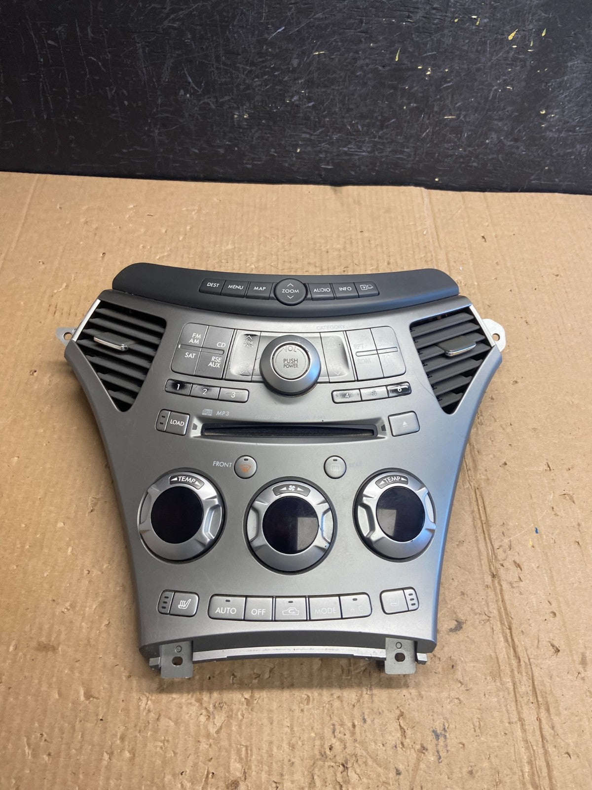 2006-2009 Subaru Tribeca Radio CD Player AC Climate Control Bezel Panel AE40750