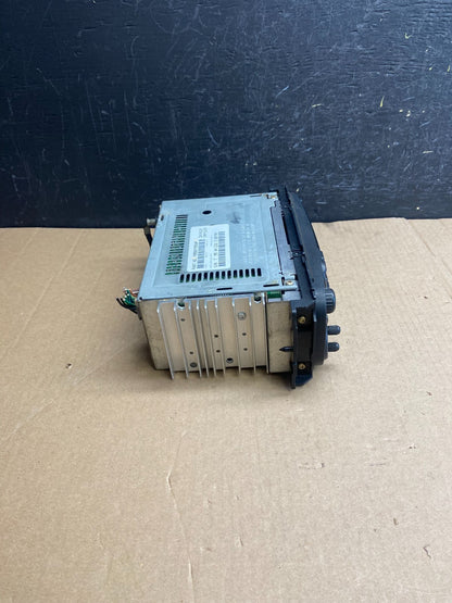 2002 - 2006 Chrysler Dodge Jeep Ram Radio CD Player AM/FM Receiver AE4377 DG1