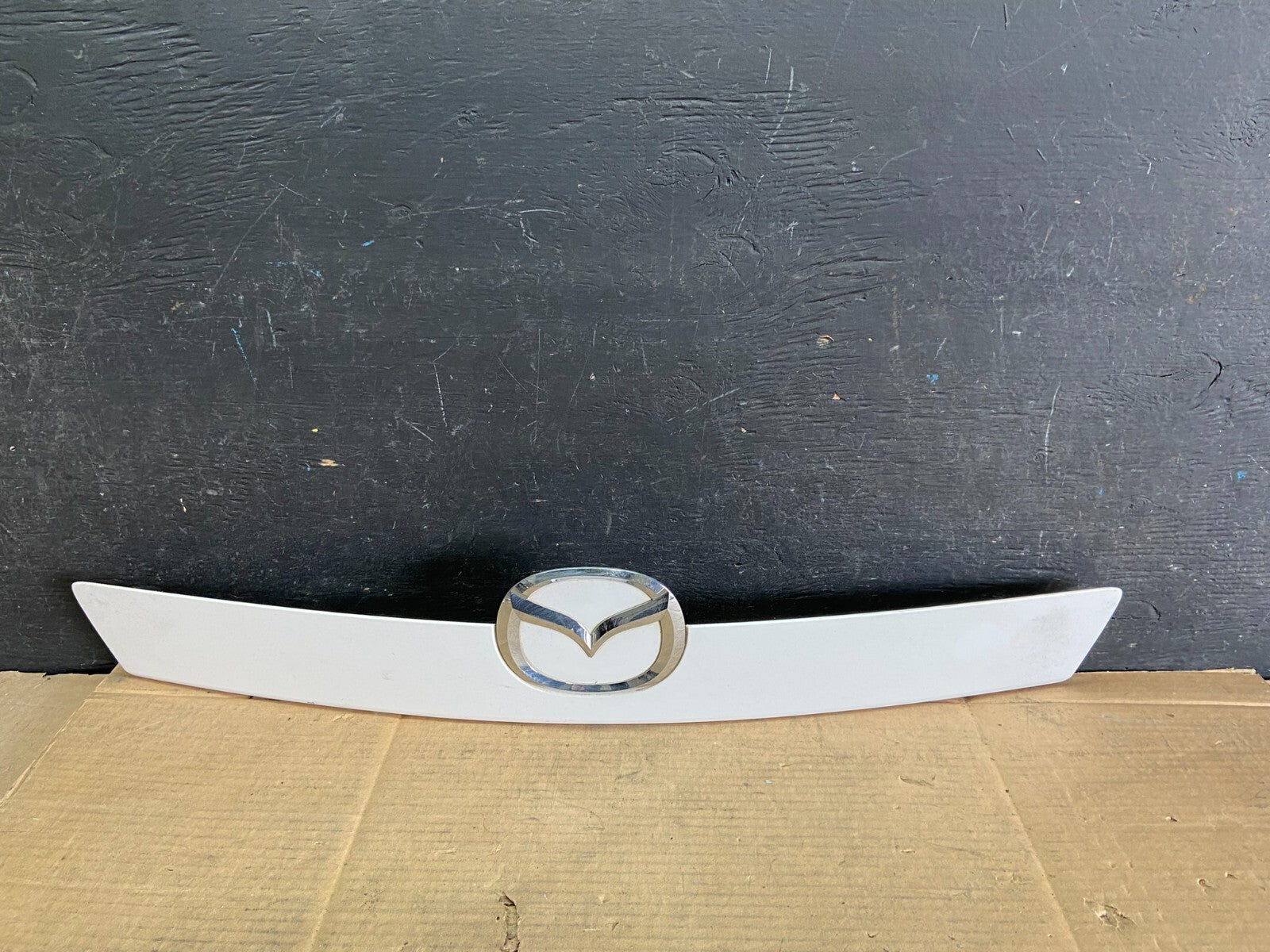 2007-2012 Mazda CX9 Trunk Lid Panel Rear View Without Camera i3306 DG10