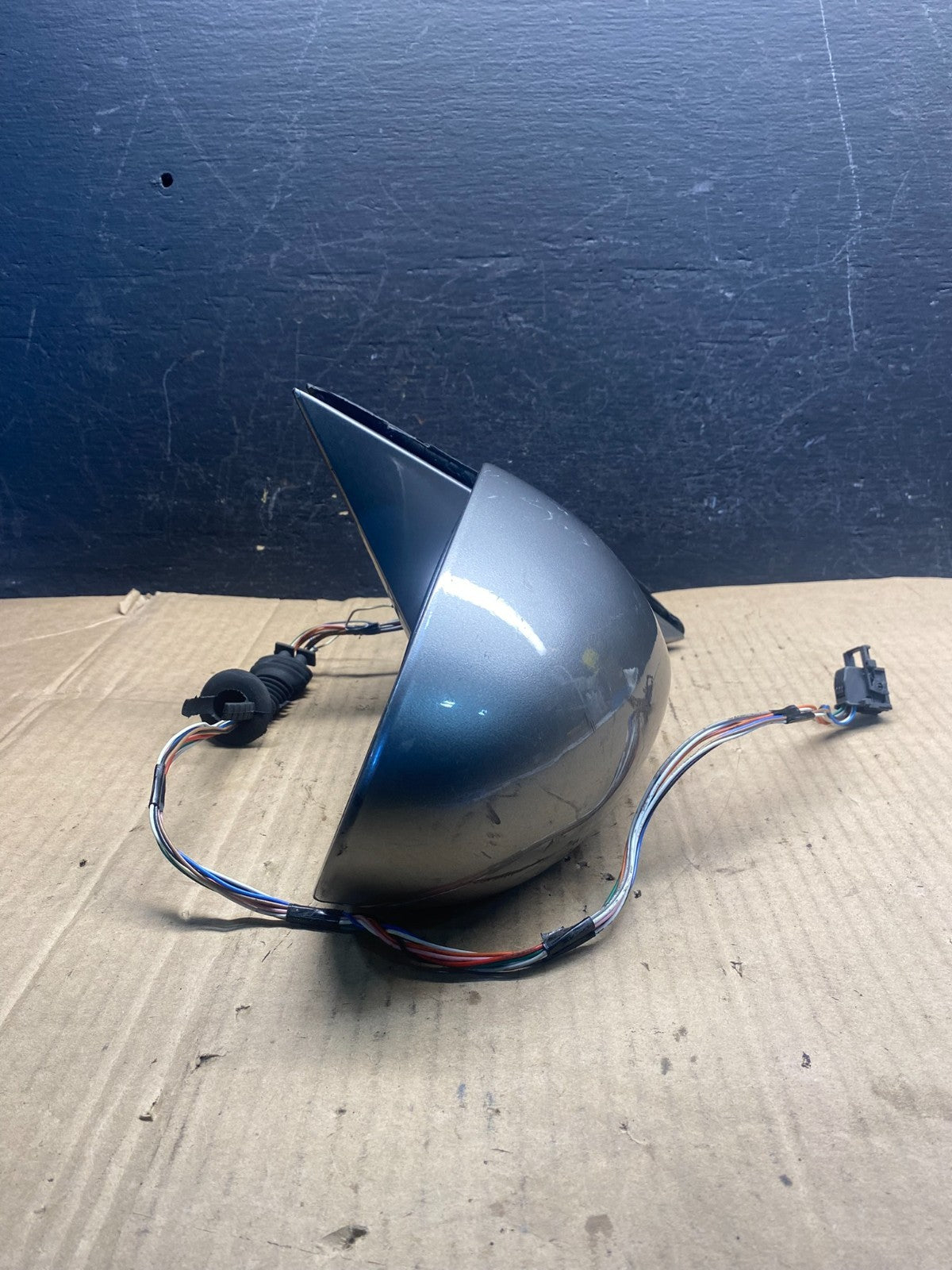 2001 to 2003 BMW 525 Right Passenger Side View Mirror AE225711