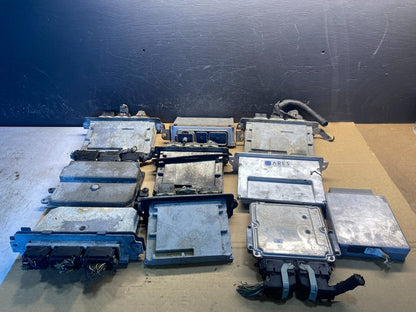 Mix of 10 Ford ECM Engine Computer Module AC79641