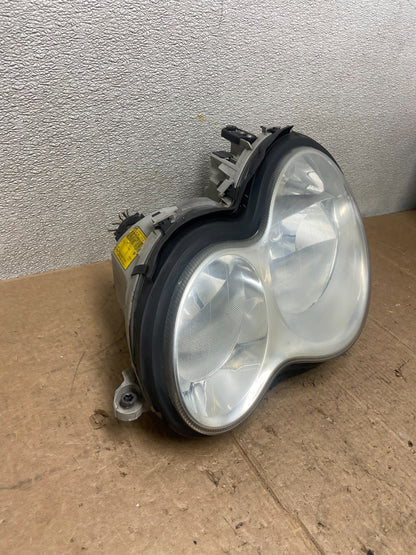 2005 to 2007 Mercedes-Benz C-Class Left LH Side Headlight Oem AA3616 PS1
