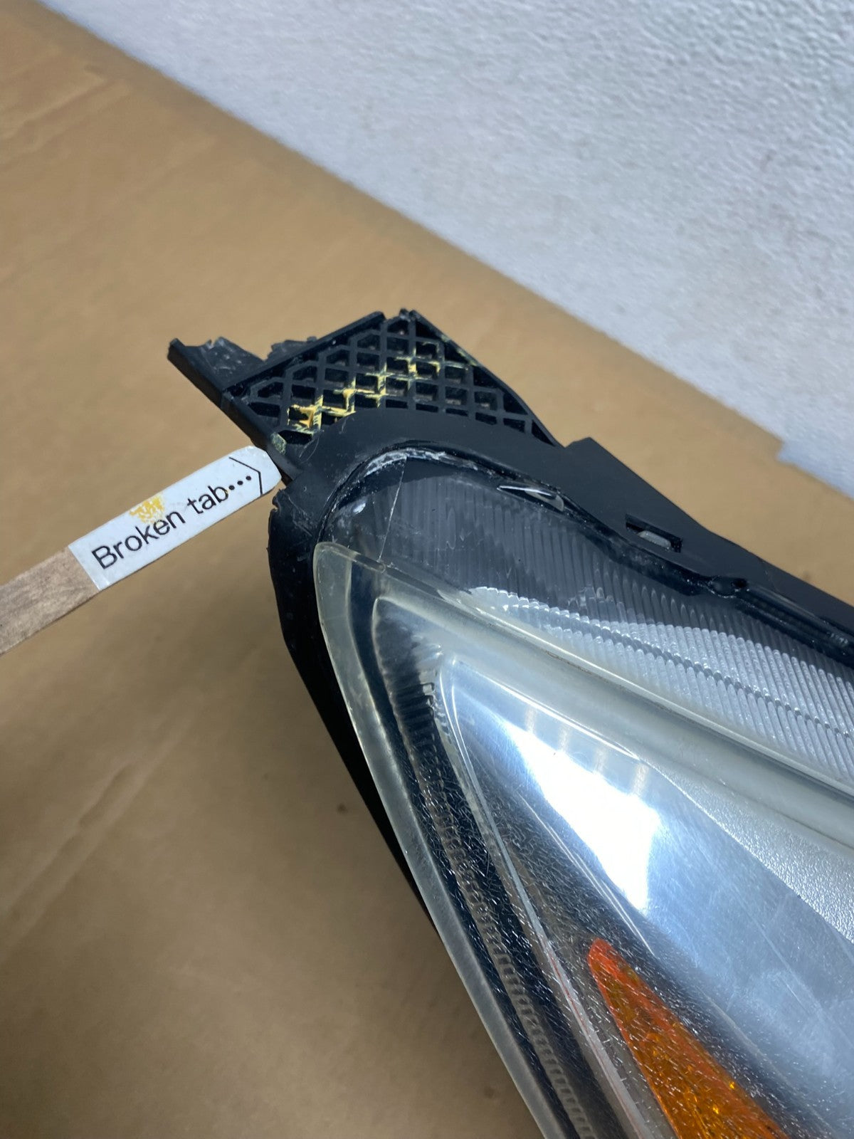 2015-2017 Ford Focus Right Passenger Rh Side Halogen Headlight AD0735 DW5