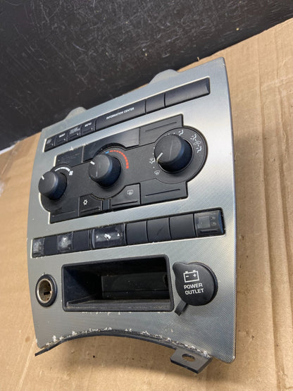 2005 2006 2007 Jeep Commander Grand Cherokee A/C Climate Control AD7186 DG3