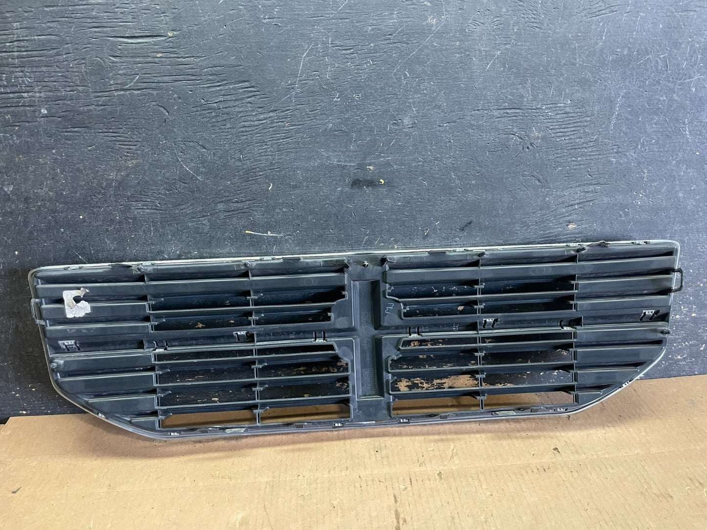 2007 2008 2009 2010 Dodge Caliber Upper Front Chrome Grill Grille AA2272 DG4
