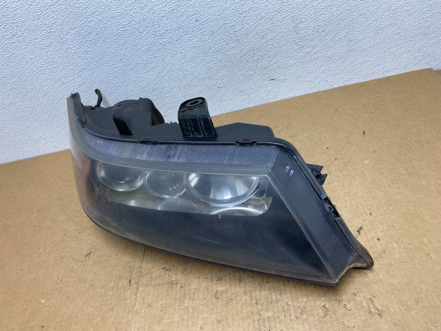 2004 to 2006 Acura TSX Right Passenger RH Side Xenon HID Headlight OEM AC3247 DW1