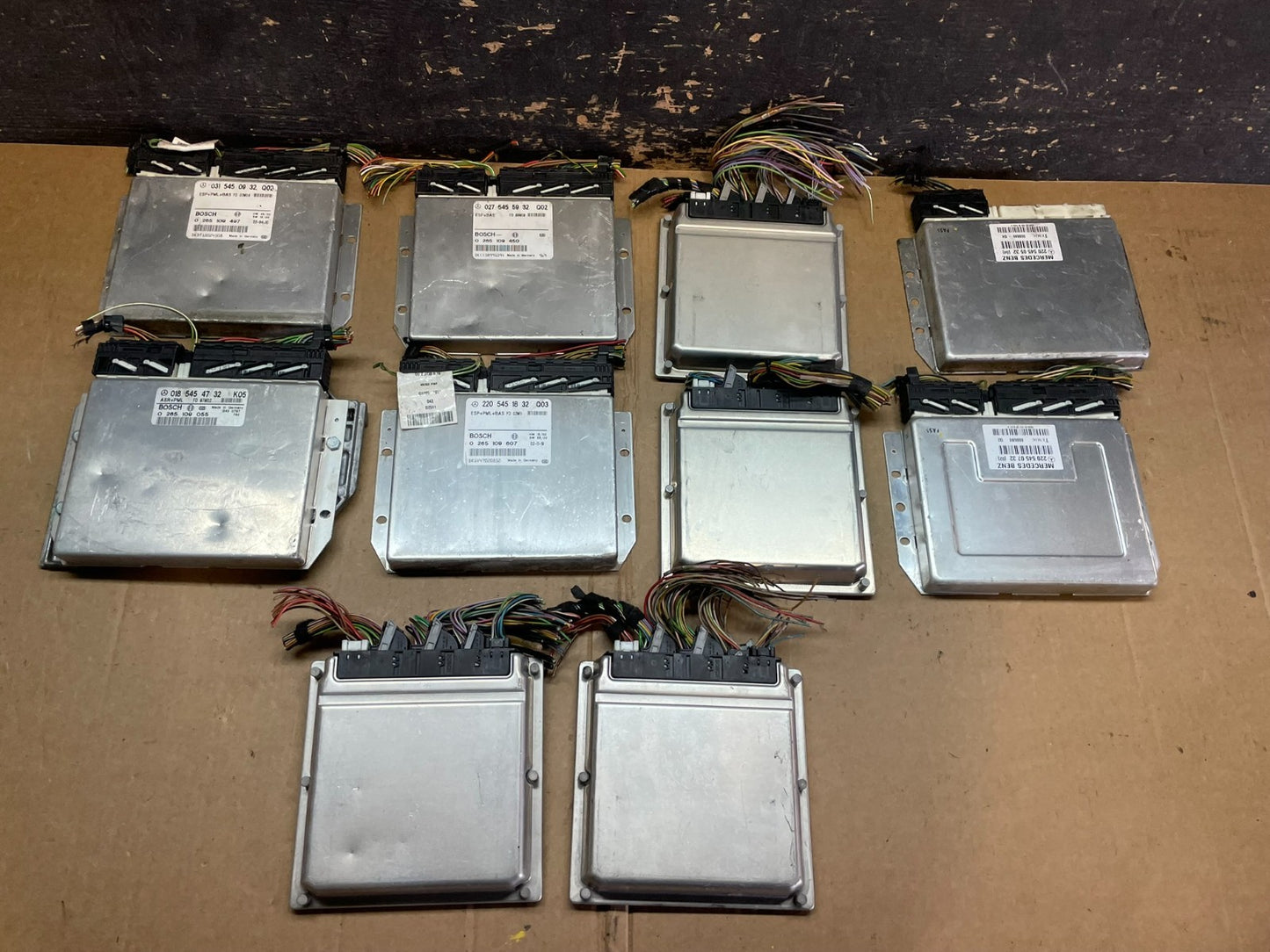 Mix of 10 Mercedes ECM Engine Computer Module Z57720