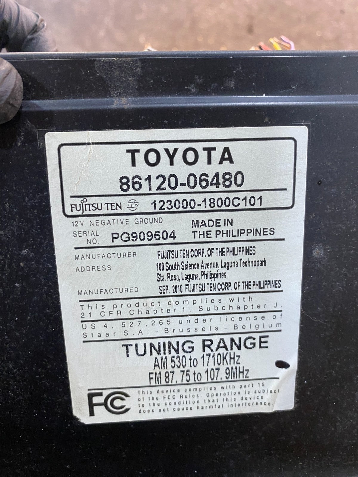 2010 2011 Toyota Camry Radio AM/FM CD Player Climate Control AI7630 DW6