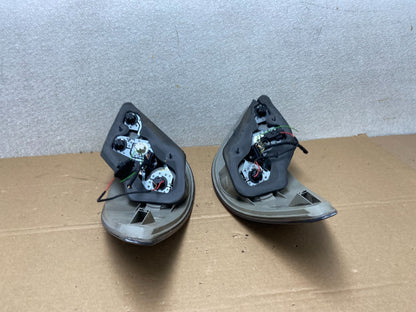 2006 to 2010 Mercedes W251 R-Class Left+Right Side Tail Lights AB4447 DW8