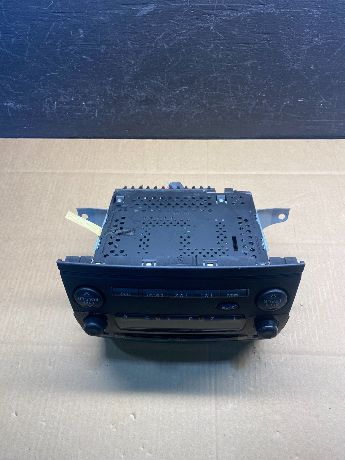 2004 to 2010 Toyota Sienna AM FM CD WMA Mp3 Radio Receiver ad1540 DG4