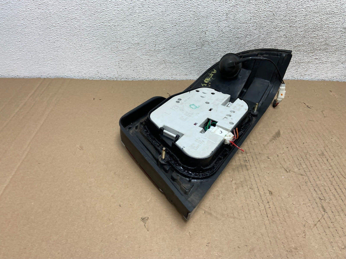 1989 to 1991 Nissan Maxima Left Driver Side Tail Light AF3140 PS5
