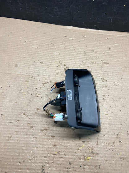 2011-2013 Kia Sorento Center Seat Heater Switches Aux USB Power Outlet J9589 DG3