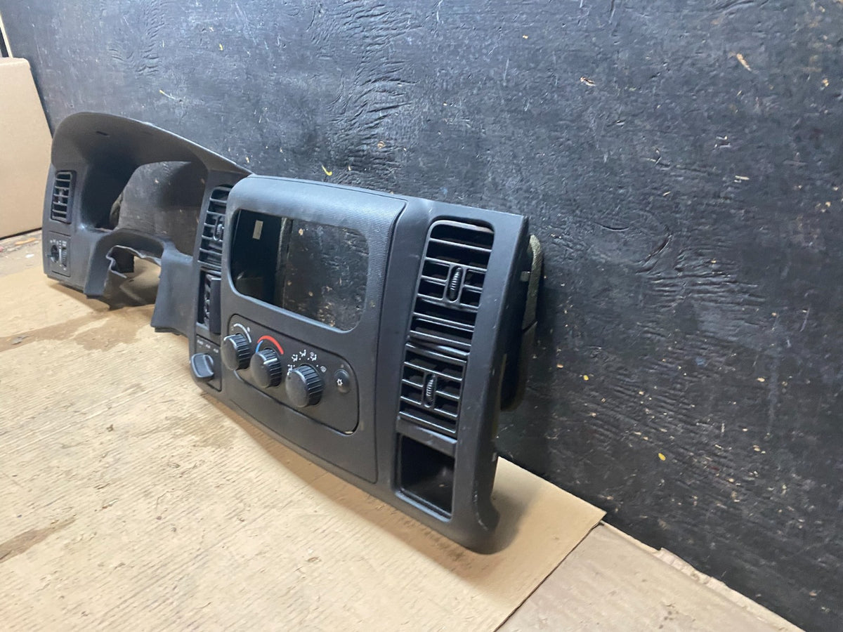 2001 2004 Dodge Dakota Speedometer Climate Control Radio Panel Bezel X3173 DG1