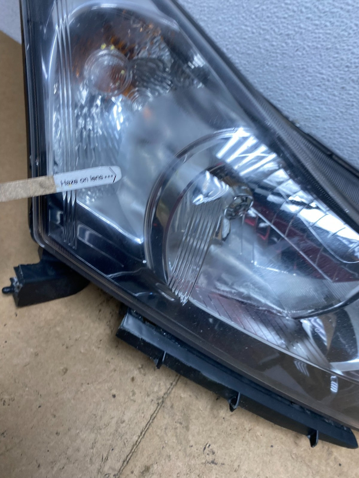 2011 to 2015 Chevrolet Cruze Halogen Left+Right Set Headlights AC3545 DW6