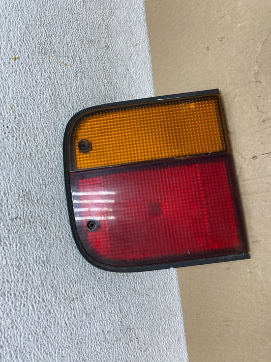 1989 to 1998 Mazda Mpv Right Passenger RH Side Tail Light Inner AE9832 DW0
