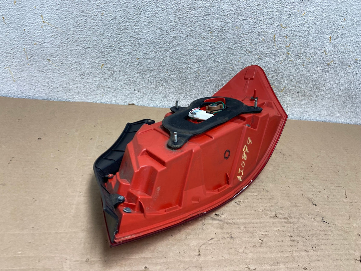 2007 to 2013 Infiniti G35 G37 Sedan Left Driver LH Side Tail Light AI0879 LK5