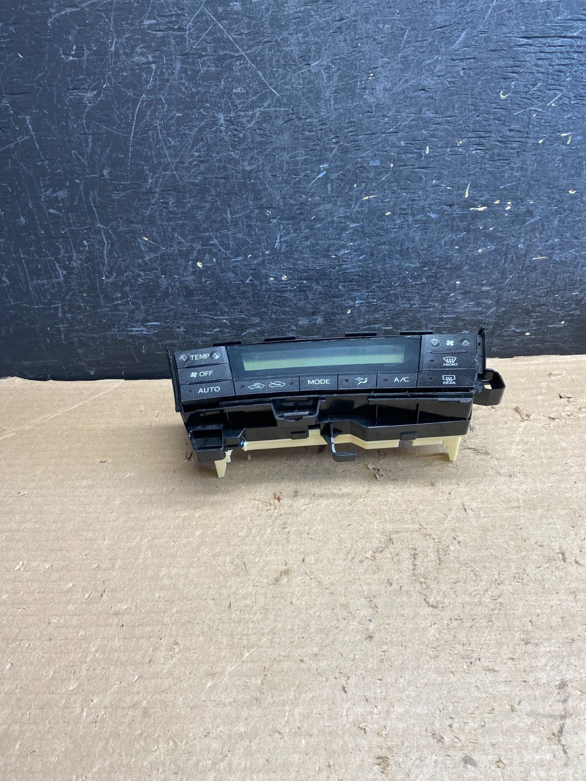2010 to 2015 Toyota Prius A/C Heater Climate Control Unit Switch ah5173 DG0