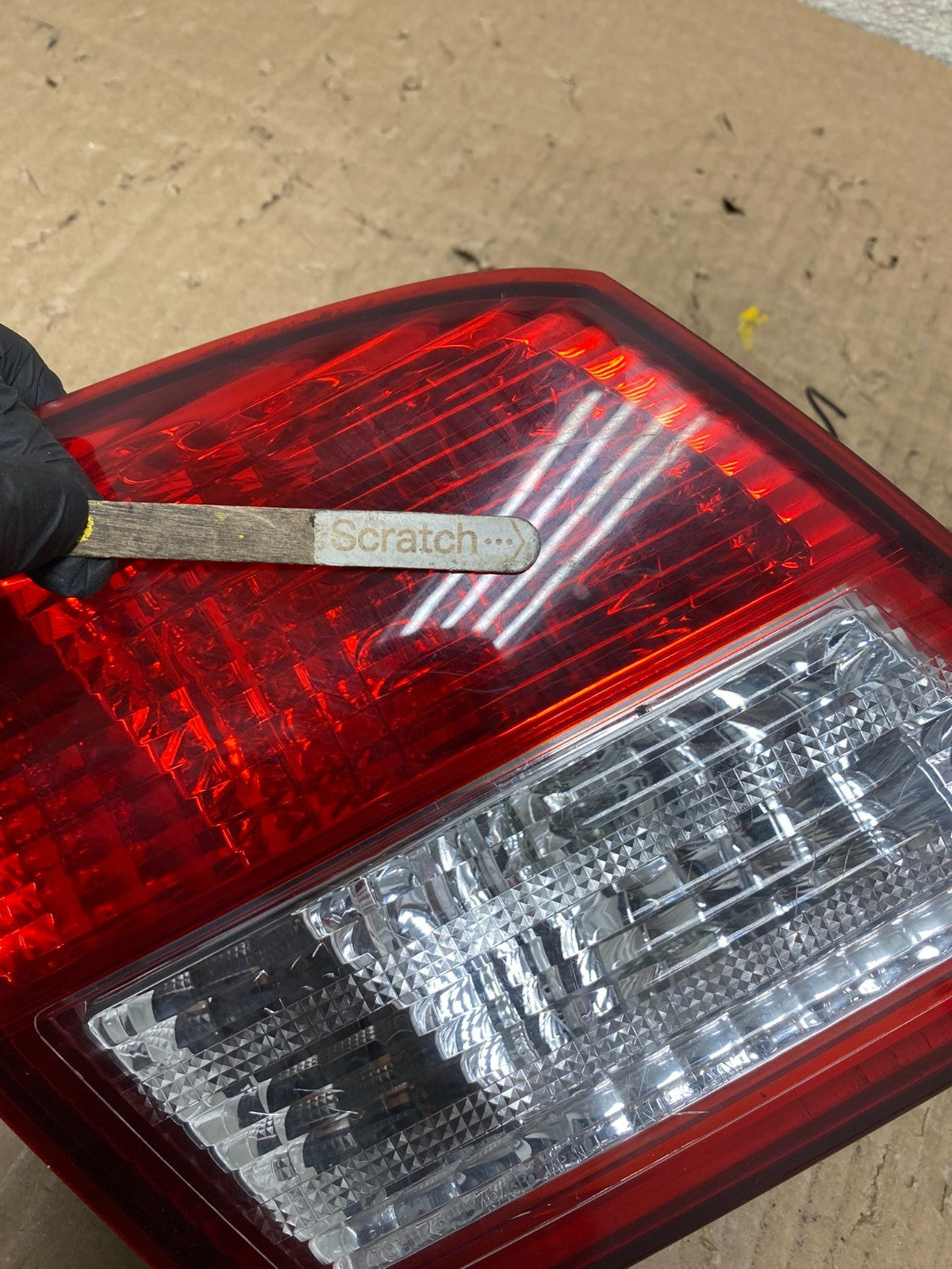 2002 - 2004 Infiniti i35 Inner Left Driver LH Side Tail Light T7679 DW3