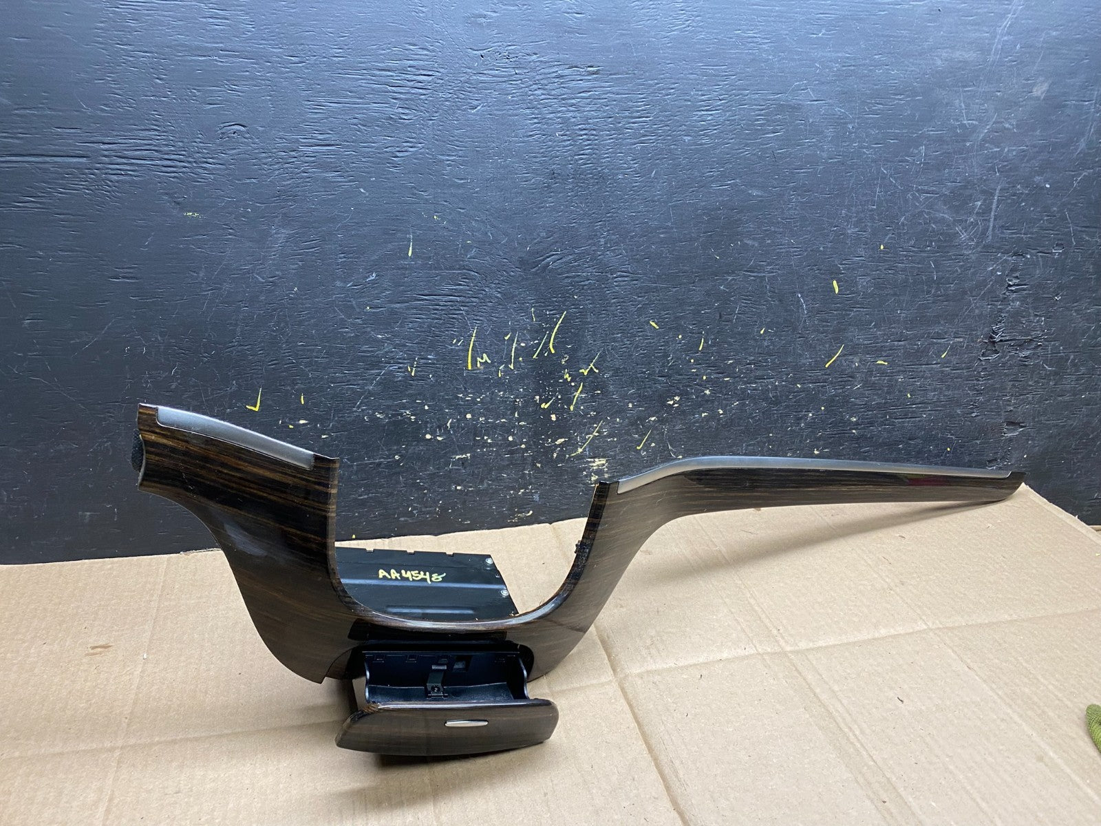 2007 to 2012 Hyundai Santa Fe Center Dashboard Wood Panel Molding OEM AA4548 DG2