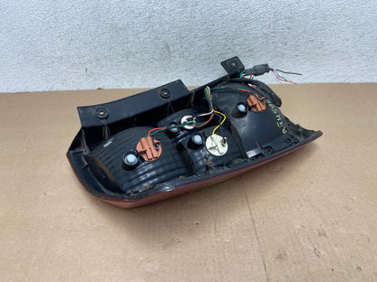 2006 to 2011 Kia Carnival Sedona Right Passenger RH Side Tail Light AG4594 LK5