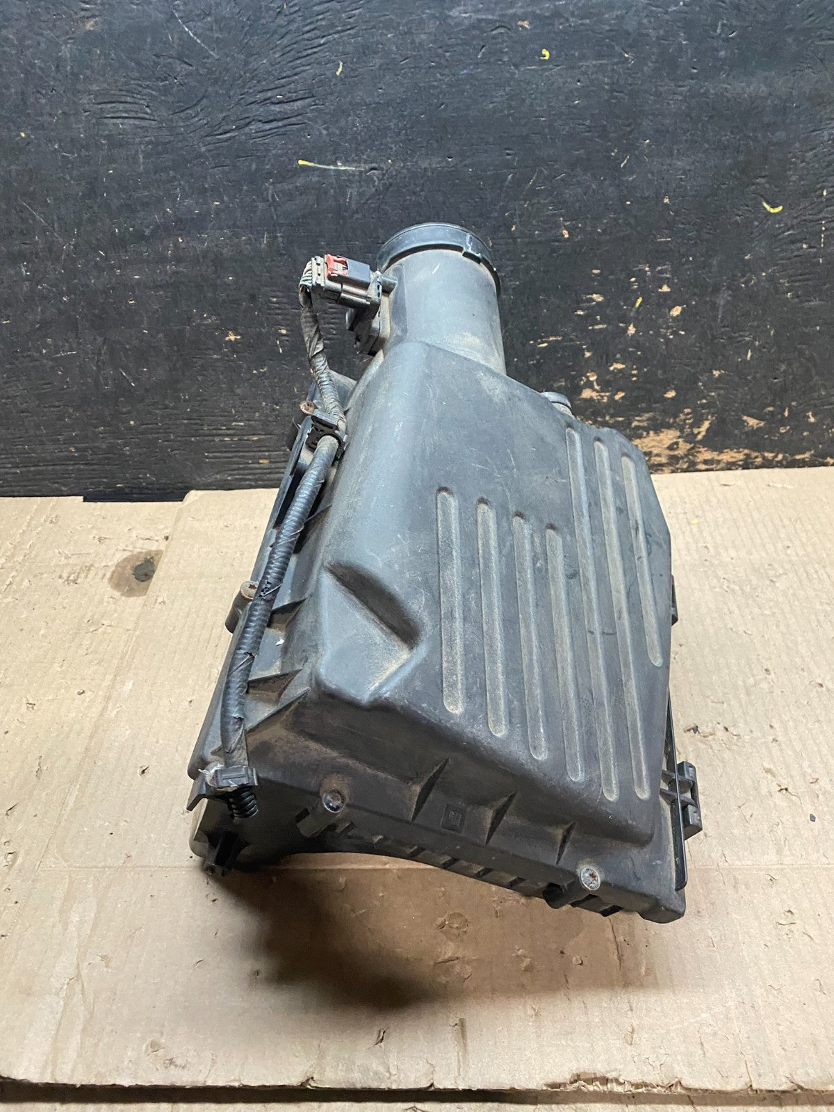 2012 Buick LaCrosse 2.4L Air Intake Box Cleaner X7855 PS1