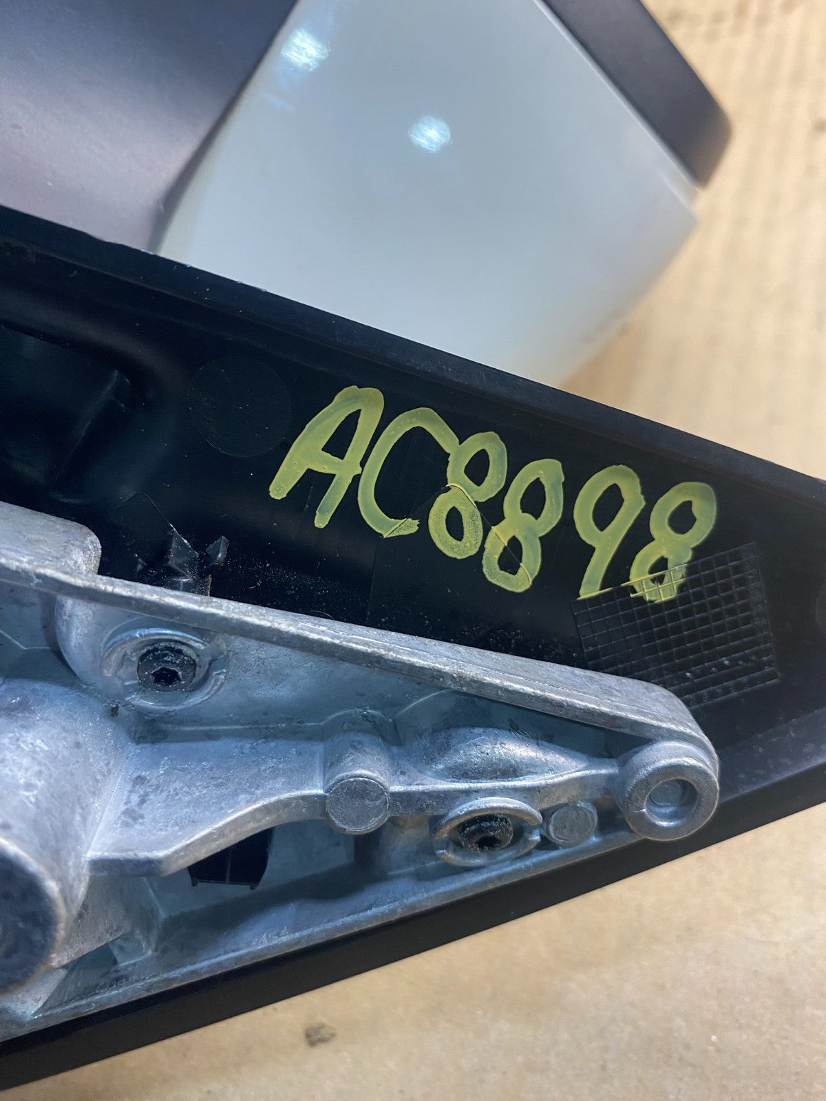 2019-2021 Volkswagen Jetta Sedan Left Driver View Door Mirror ac8898 DG12